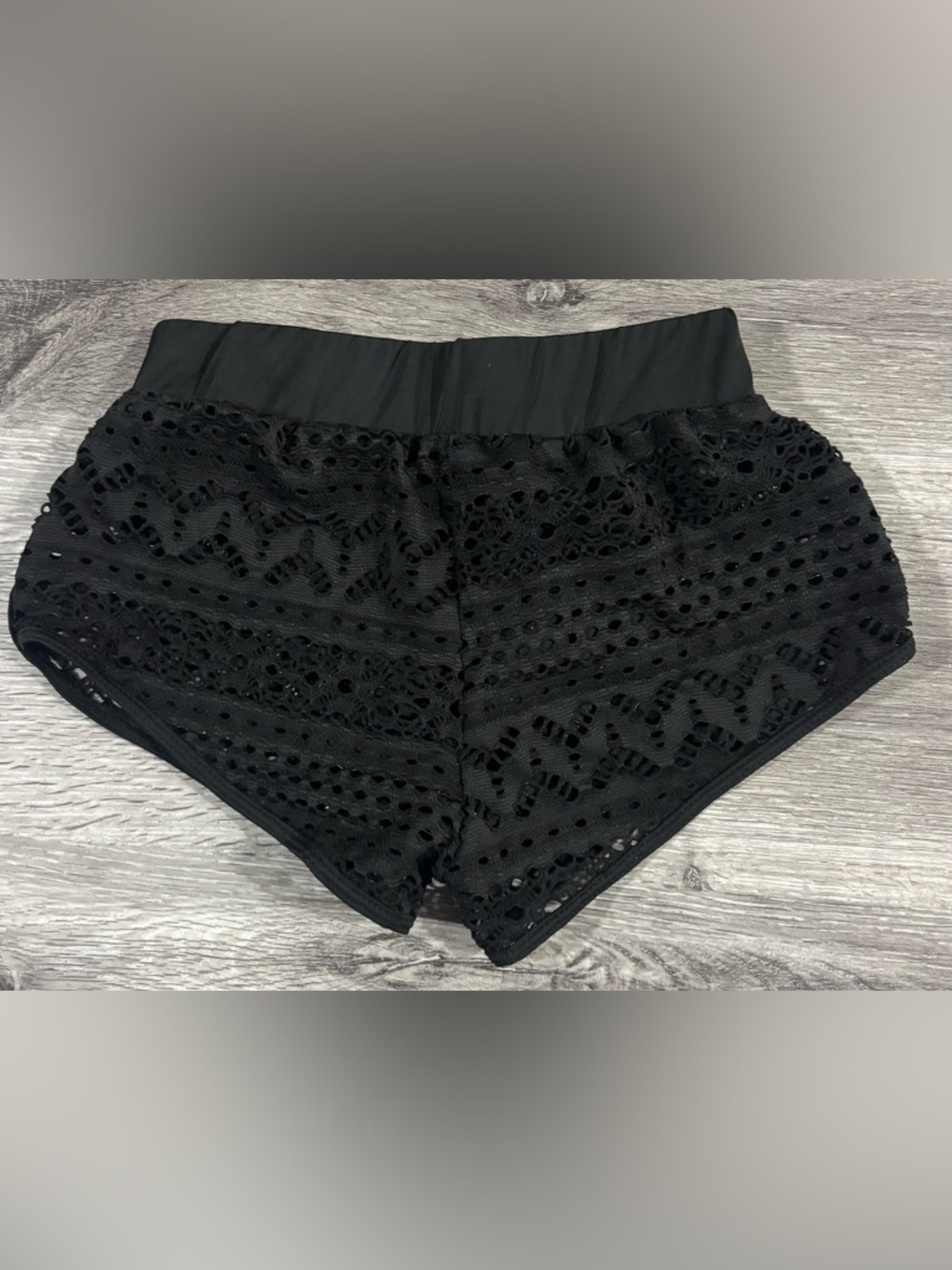 Like New Women’s Black Swimsuit Bottoms